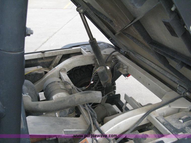 image for item 8160 2007 Bobcat 2200S utility vehicle