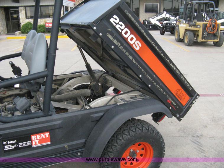 image for item 8160 2007 Bobcat 2200S utility vehicle