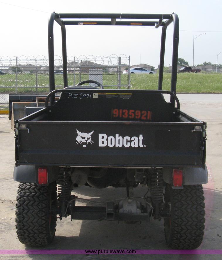 image for item 8161 2008 Bobcat 2200 utility vehicle