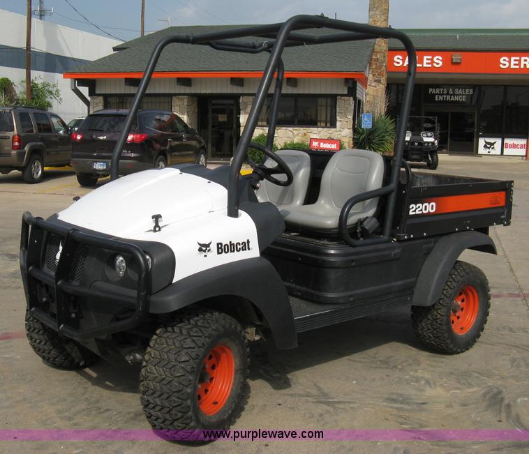 image for item 8161 2008 Bobcat 2200 utility vehicle