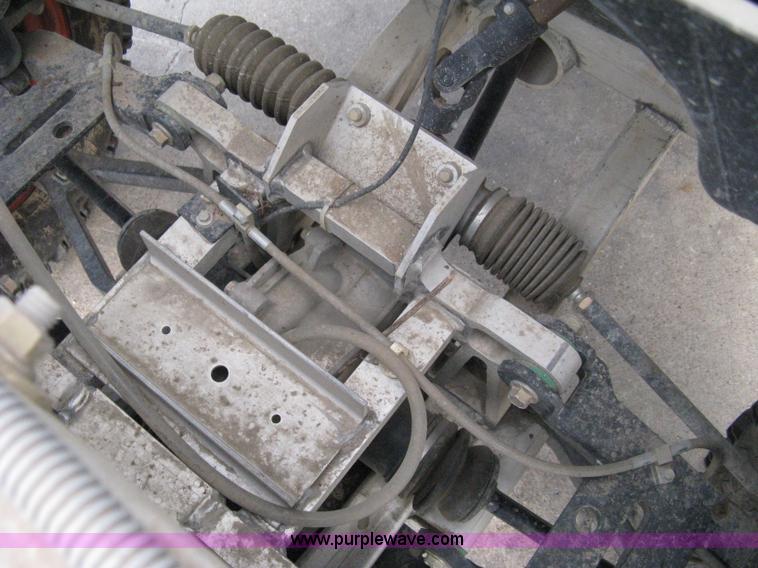 image for item 8161 2008 Bobcat 2200 utility vehicle