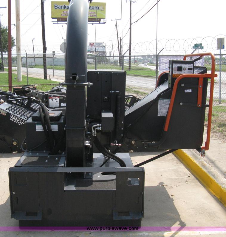 image for item 8167 2007 Bobcat WC-8B high flow chipper