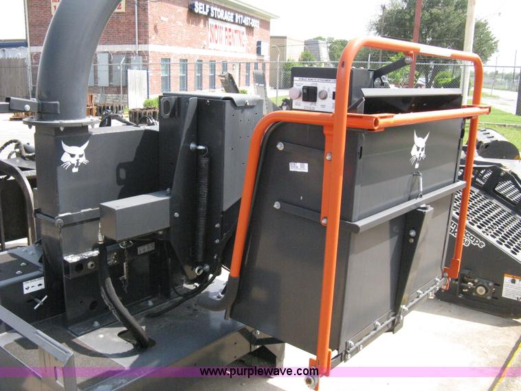 image for item 8167 2007 Bobcat WC-8B high flow chipper