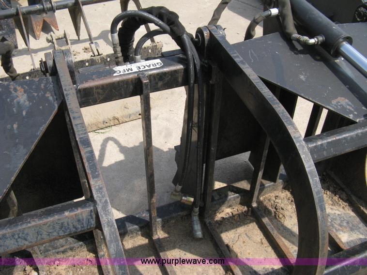 image for item 8168 Grace 72" grapple fork