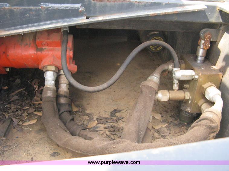 image for item 8183 2006 Bobcat 72" HF Brushcat