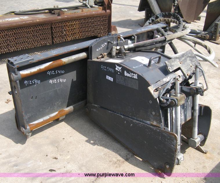 image for item 8184 2005 Bobcat 14" planer