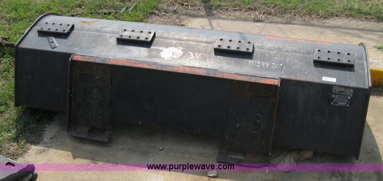 image for item 8188 2007 Bobcat 76" tiller