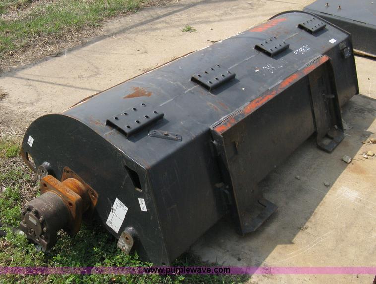 image for item 8188 2007 Bobcat 76" tiller