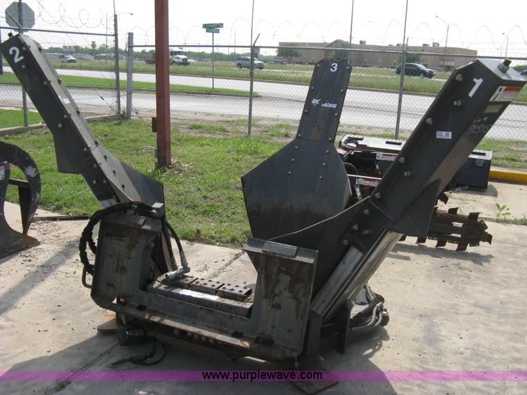 image for item 8191 2004 Bobcat TS-30C 30" convert tree spade