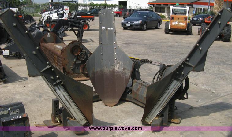image for item 8191 2004 Bobcat TS-30C 30" convert tree spade