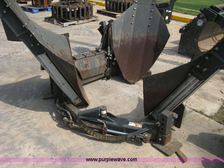 image for item 8191 2004 Bobcat TS-30C 30" convert tree spade
