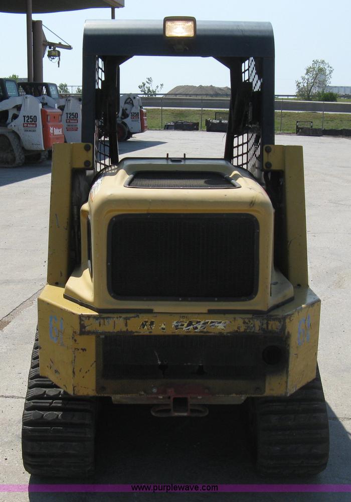 image for item 8199 2001 ASV RC30 track loader
