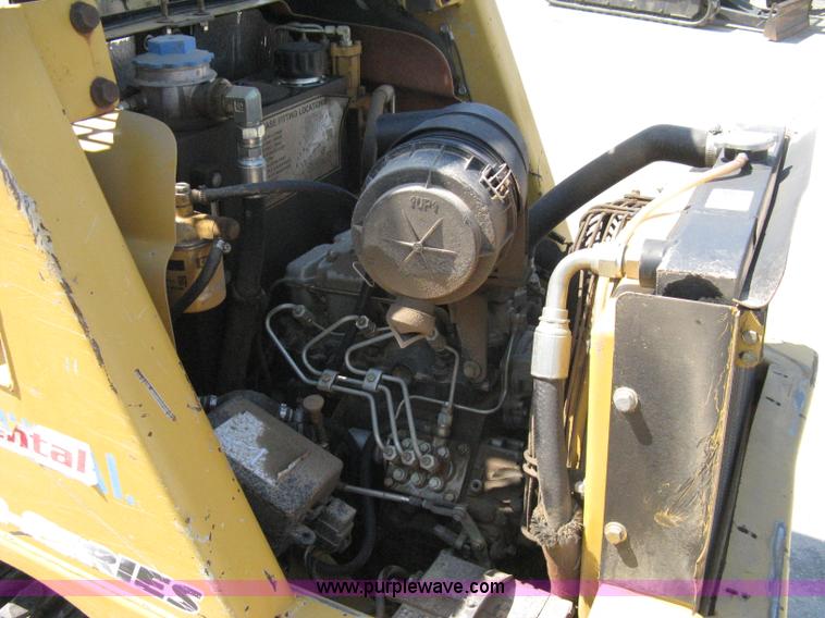 image for item 8199 2001 ASV RC30 track loader