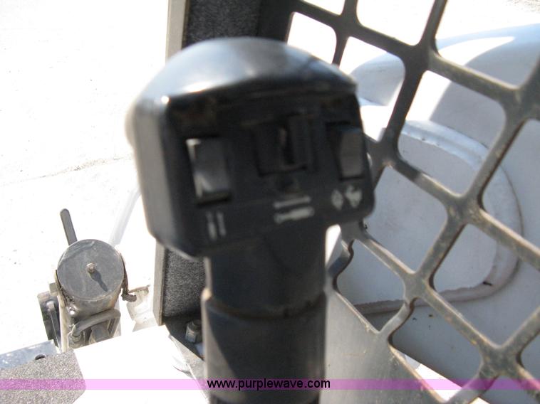 image for item 8201 2006 Bobcat T300 track loader