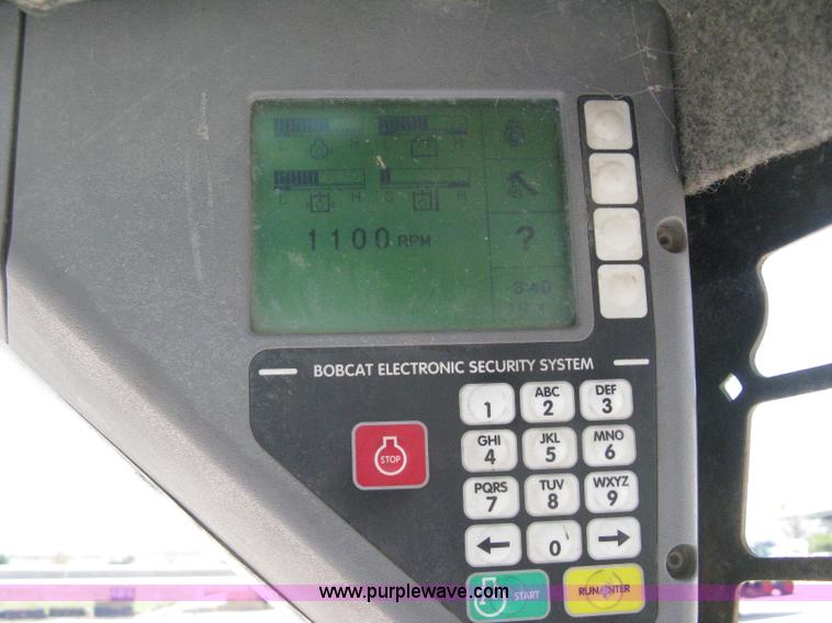 image for item 8201 2006 Bobcat T300 track loader