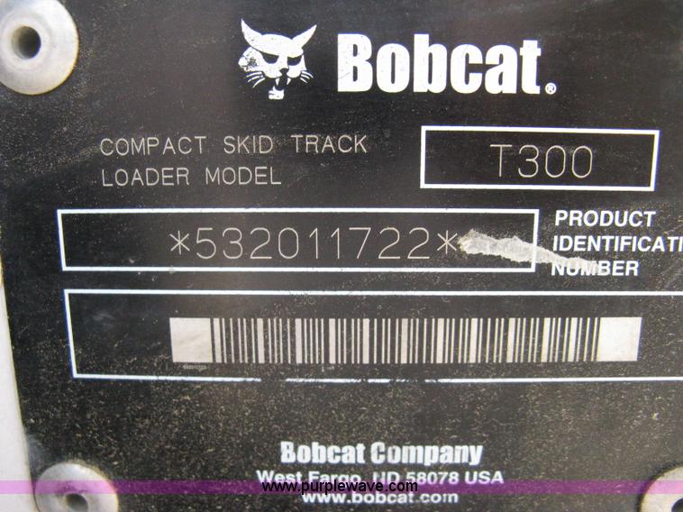image for item 8201 2006 Bobcat T300 track loader