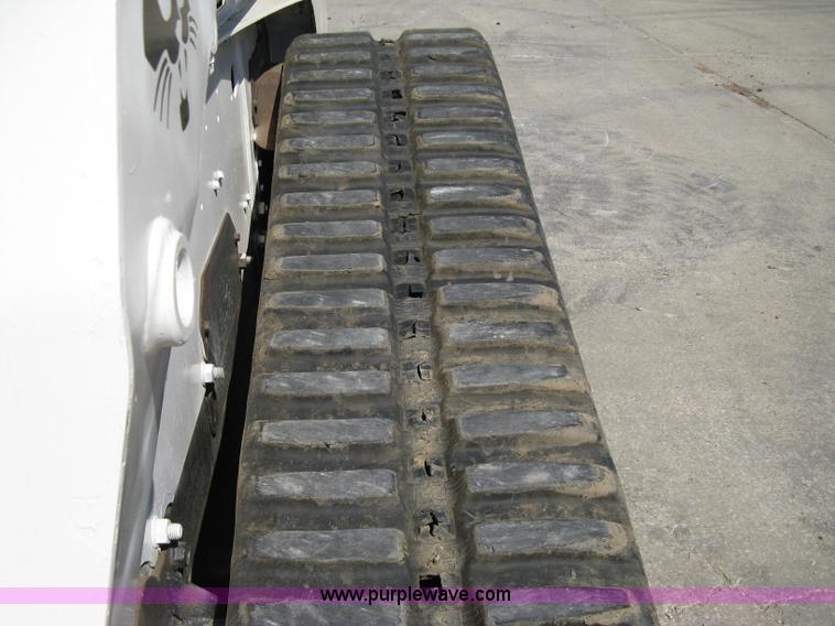 image for item 8201 2006 Bobcat T300 track loader
