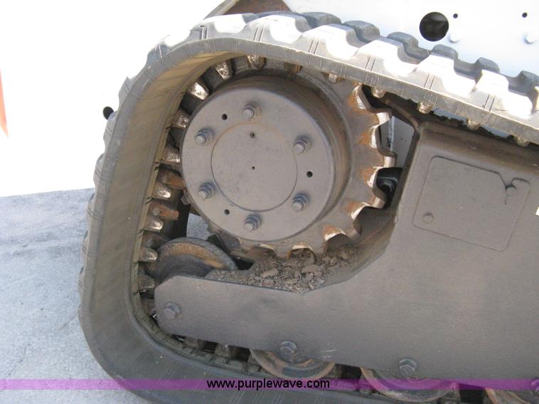 image for item 8201 2006 Bobcat T300 track loader