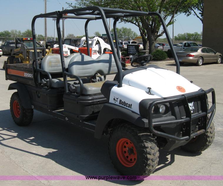 image for item 8202 2006 Bobcat 2200S utility vehicle
