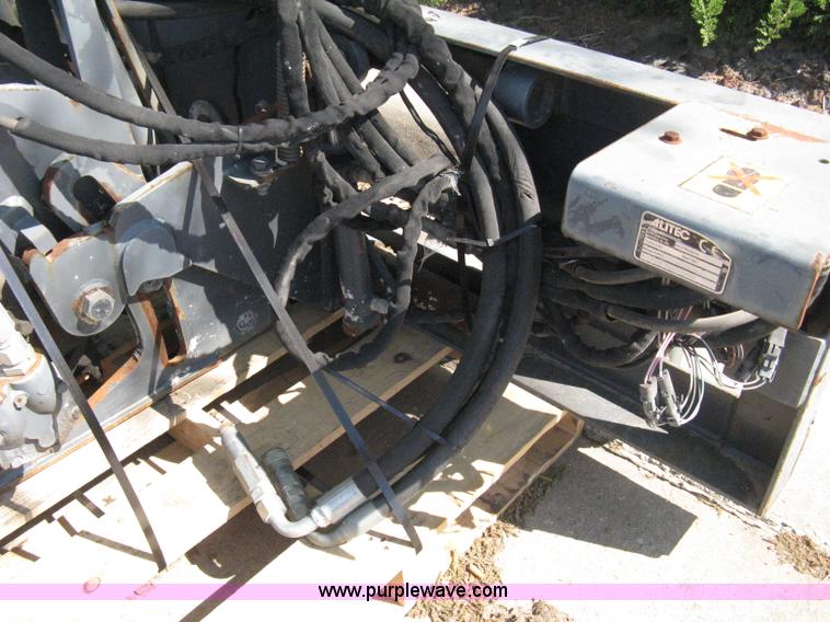 image for item 8210 2002 Alitec CP16A planer