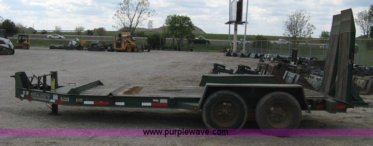 image for item 8236 1997 Maxey tandem axle flatbed trailer