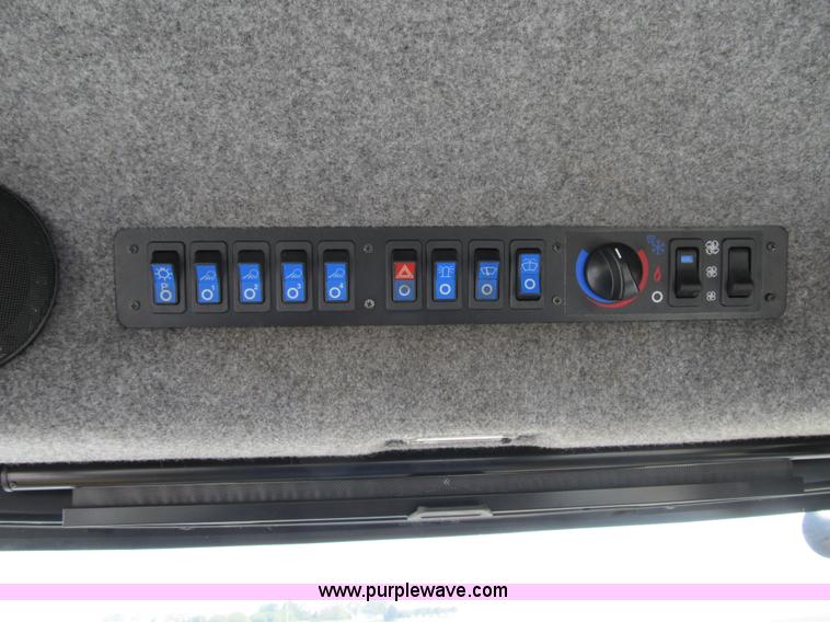 image for item 1337 2003 Ag-Chem RoGator 1254 self propelled sprayer