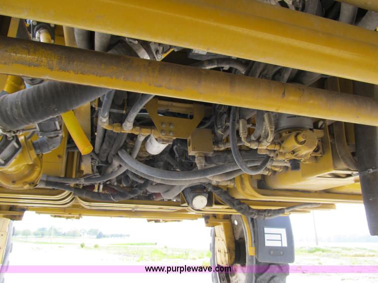 image for item 1337 2003 Ag-Chem RoGator 1254 self propelled sprayer