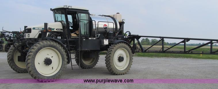 image for item 1338 2000 Willmar Eagle 8500 self propelled sprayer