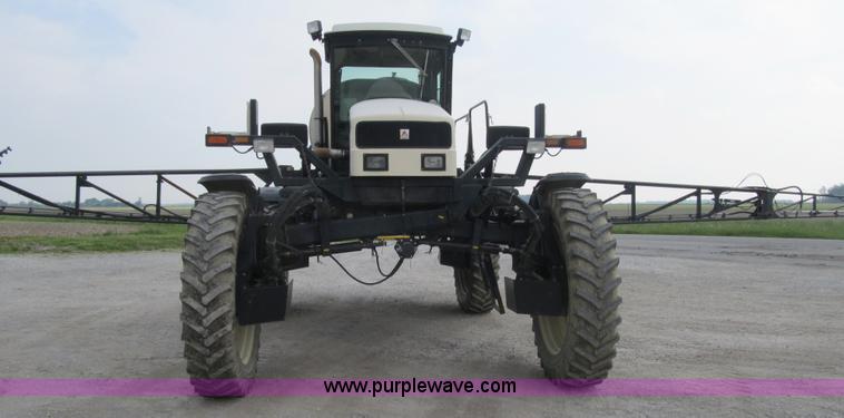 image for item 1338 2000 Willmar Eagle 8500 self propelled sprayer
