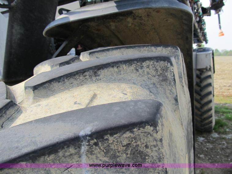 image for item 1338 2000 Willmar Eagle 8500 self propelled sprayer