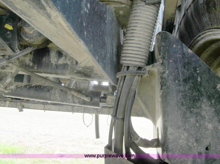 image for item 1338 2000 Willmar Eagle 8500 self propelled sprayer