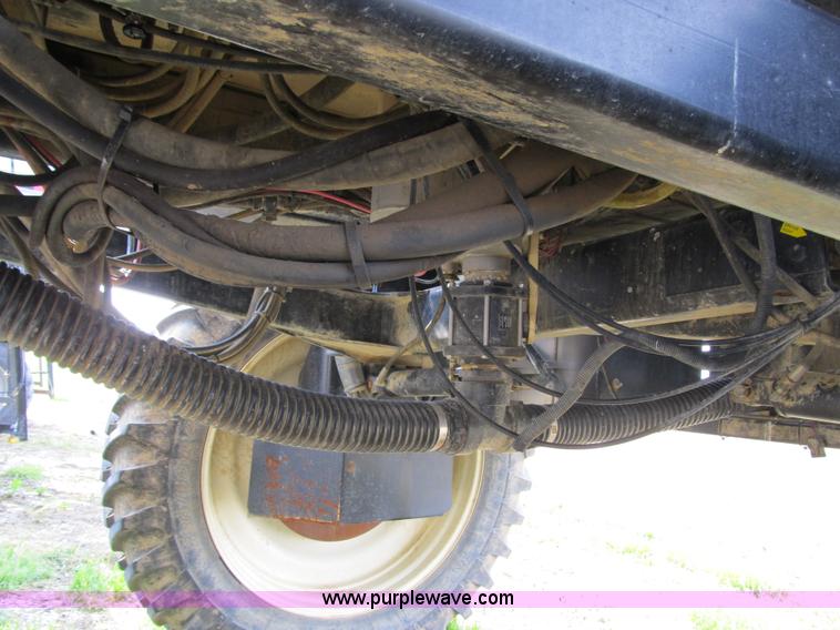 image for item 1338 2000 Willmar Eagle 8500 self propelled sprayer