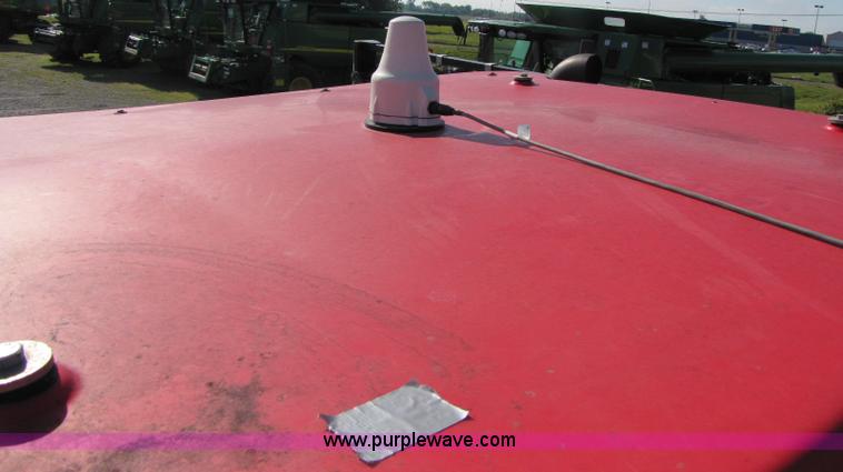 image for item 1341 2008 Apache AS710 self propelled sprayer