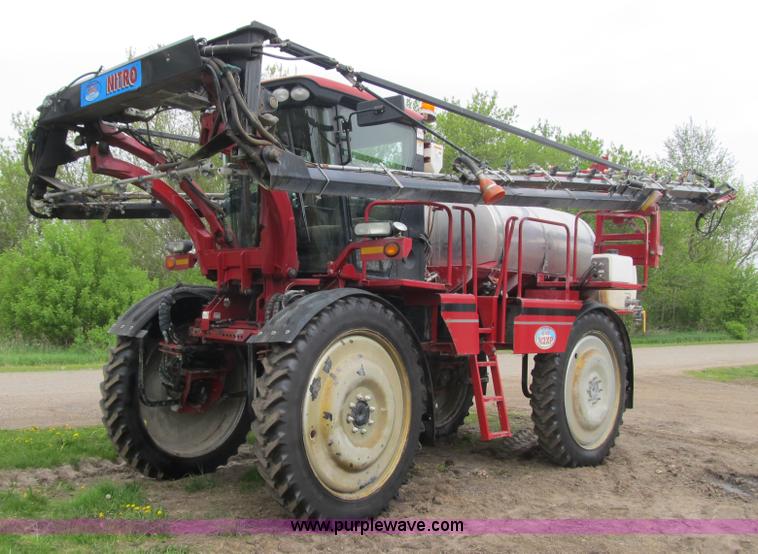 image for item 1342 2007 Miller Nitro N2XP self propelled sprayer