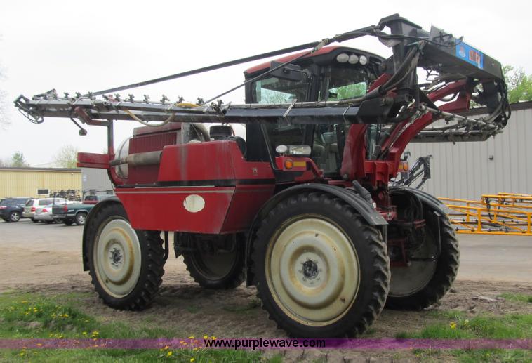 image for item 1342 2007 Miller Nitro N2XP self propelled sprayer