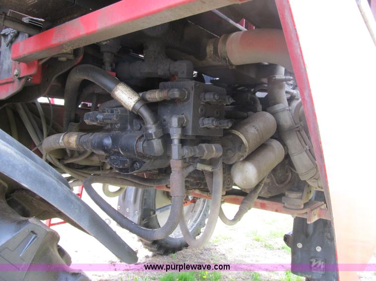 image for item 1342 2007 Miller Nitro N2XP self propelled sprayer