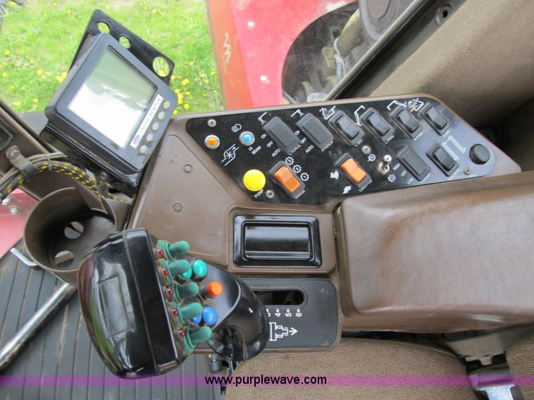 image for item 1342 2007 Miller Nitro N2XP self propelled sprayer