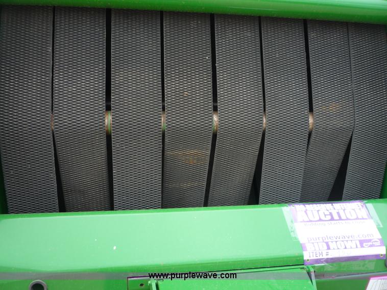 image for item 2950 2005 John Deere 567 round baler