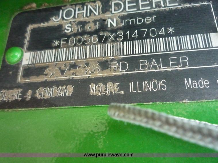 image for item 2951 2005 John Deere 567 round baler