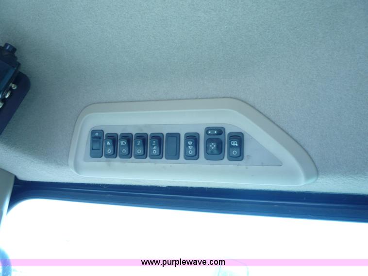 image for item 2953 2008 John Deere 9670 STS combine