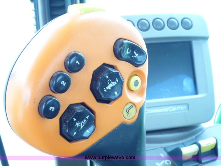 image for item 2953 2008 John Deere 9670 STS combine