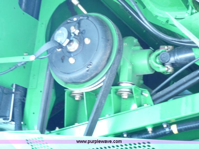 image for item 2953 2008 John Deere 9670 STS combine