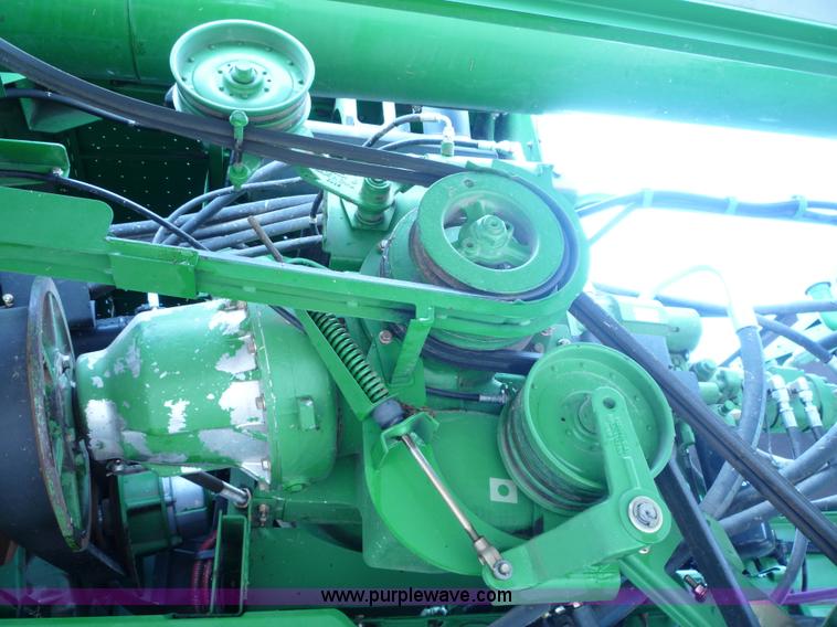 image for item 2953 2008 John Deere 9670 STS combine