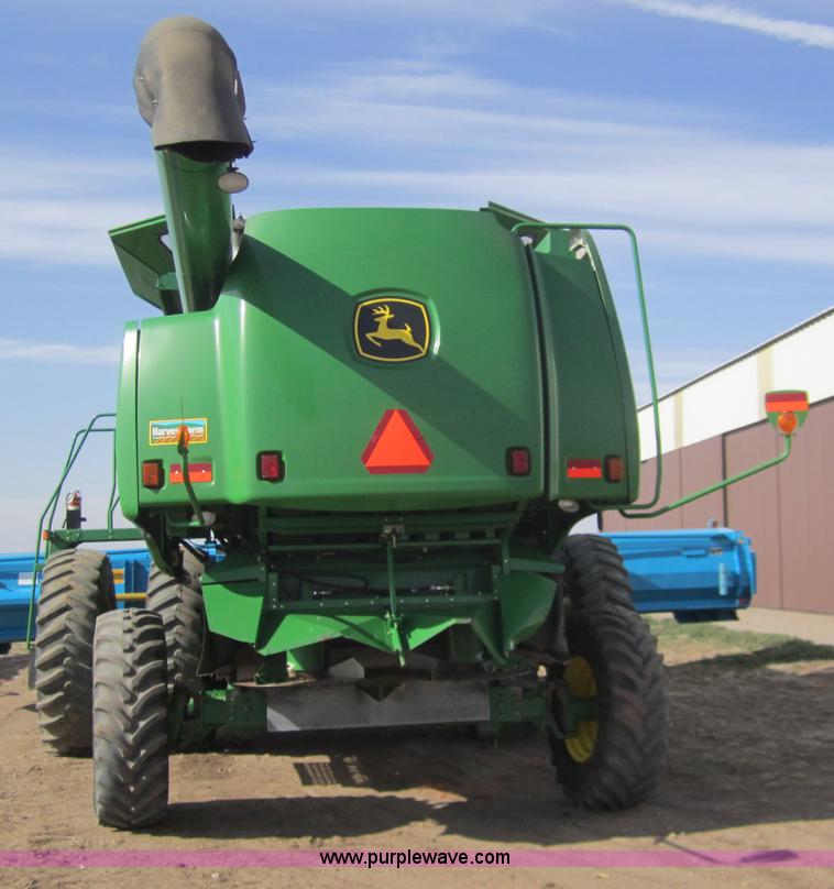 image for item 2961 2004 John Deere 9660 STS combine