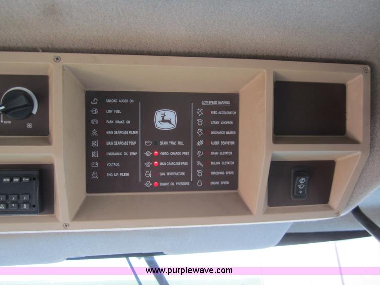 image for item 2961 2004 John Deere 9660 STS combine