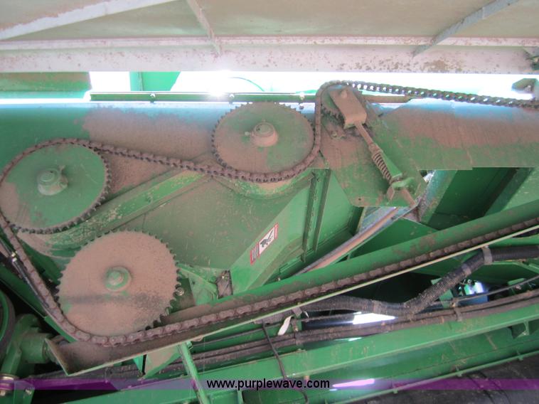 image for item 2961 2004 John Deere 9660 STS combine