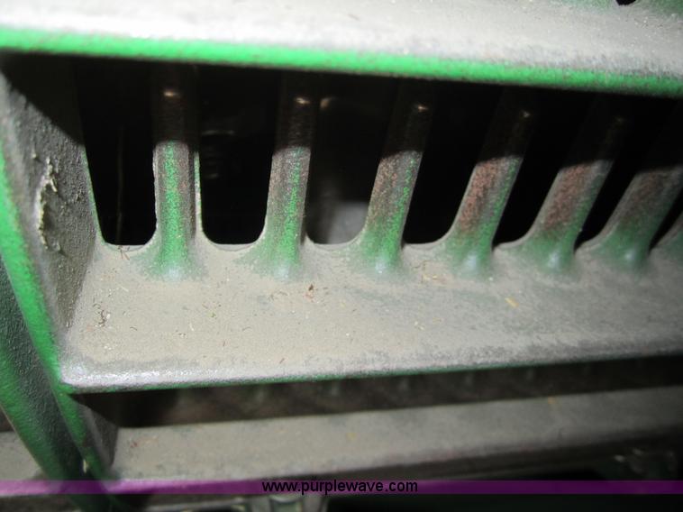 image for item 2961 2004 John Deere 9660 STS combine