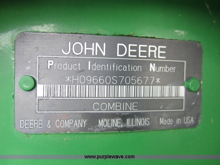image for item 2961 2004 John Deere 9660 STS combine