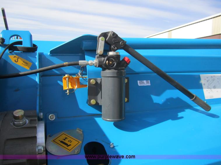 image for item 2962 2008 Shelbourne CVS32 stripper header