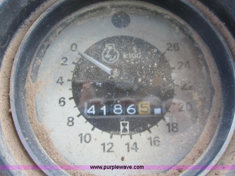 image for item 3000 1980 Ford TW-30 tractor